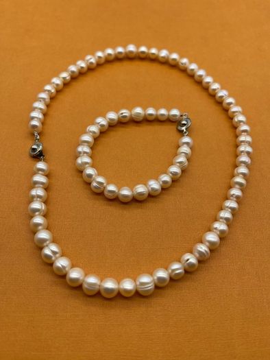 Fresh water set necklace and bracelet