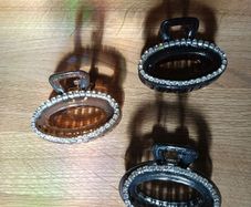 3x hair clip