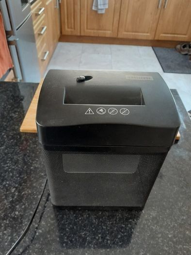 Mini Paper shredder