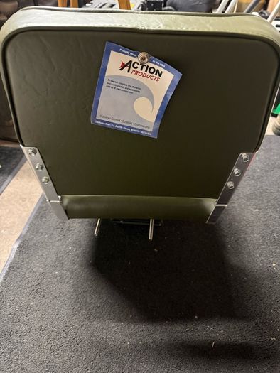 Boat seat