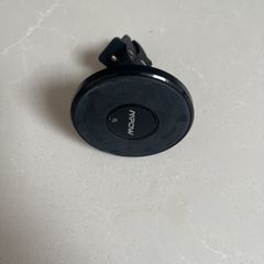 magnetic car phone holder