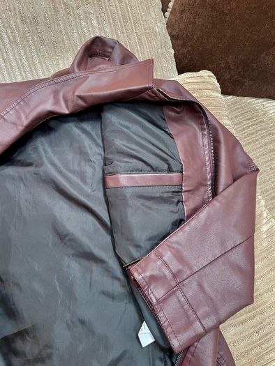 Men's Jacket Size Medium - Brand New