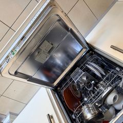 Indesit Dishwasher model DWL-DEA701-B