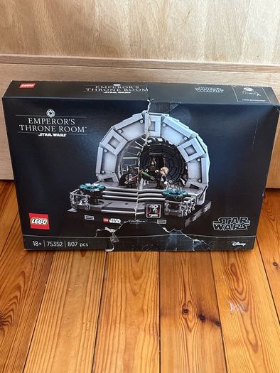 Lego Star Wars.