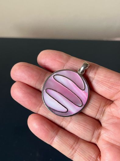 Vintage Sterling Silver MOP Pendant