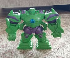 Hulk figure