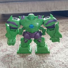 Hulk figure