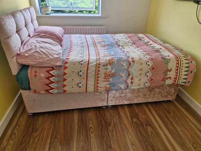 Girls bed