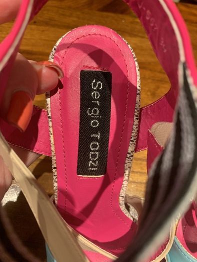 Stunning high heels size 5 brand new