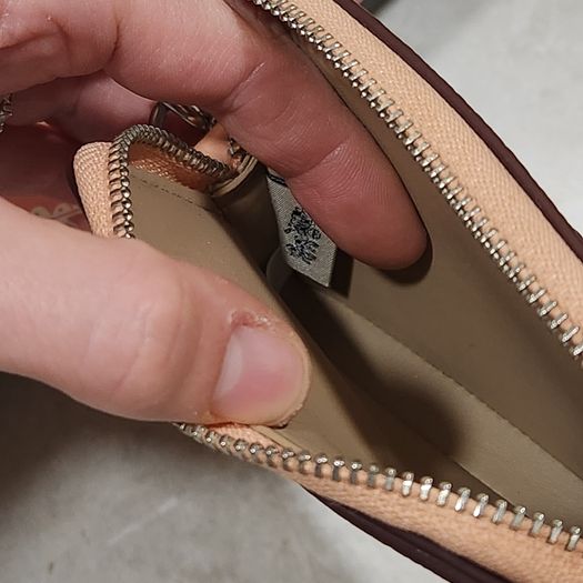 coach purse (authentic)