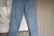 Levis mile high super skinny jeans  New condition
