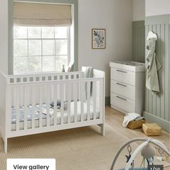 Mamas and Papas Cotbed, Mattress, Dresser Changer & Bed Rail