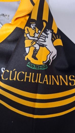 Cuchulainns GAA (Armagh) Official O'Neills Hurling Jersey (Youths 7-8 Years) FREE POST