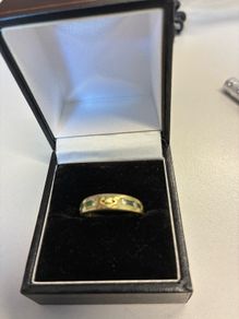 18ct Gold Claddagh ring