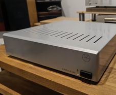 Linn LK140 Stereo  Power amplifier like new incl. speaker cables  with dedicated to Linn