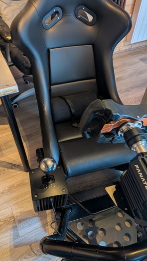 Fanatec CSL DD sim racing rig