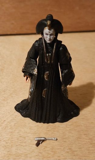 Star Wars Queen Amidala 3.75 " Scale From The New Vintage Collection As New Out Of Pack