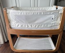 Snuz Pod 4 with mattress, protector, fitted sheets and more