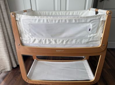 Snuz Pod 4 with mattress, protector, fitted sheets and more