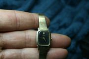 Ladies Seiko Gold Tone Quartz Watch (fresh battery works fine)