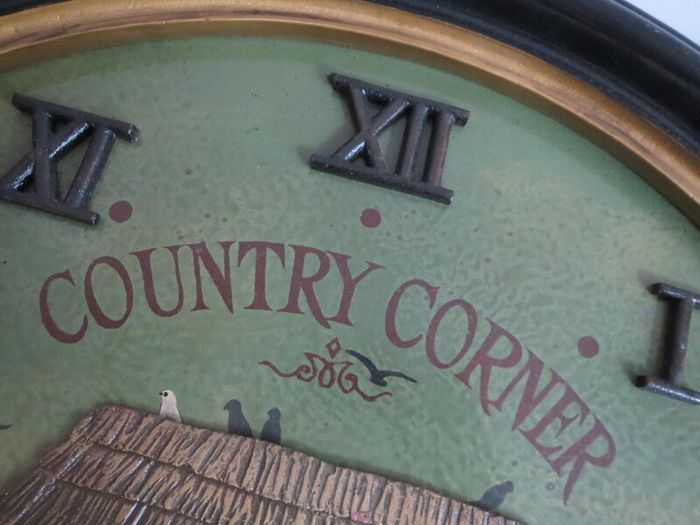 Country Corner Wooden Clock