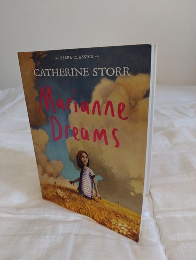 Marianne dreams Classic storybook by Catherine Storr