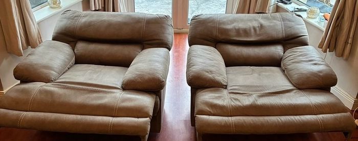 2 Brown suede recliner chairs