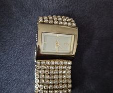 Dknw Watch