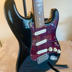 SQUIRE Stratocaster Affinity Guitar