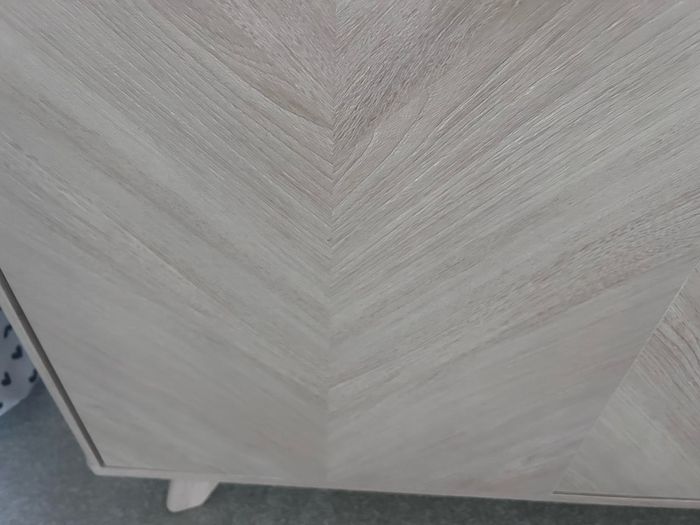 sideboard