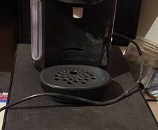tassimo coffee pod machine with ever rich tray and 18 pods included