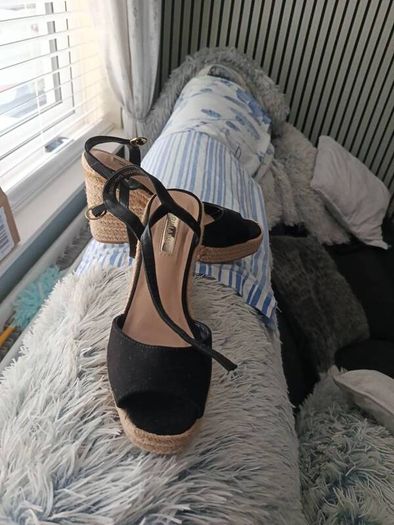 ladies shoes