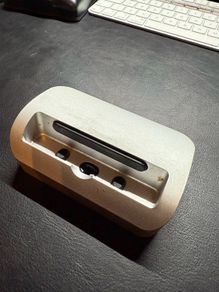 iphone charger & stand