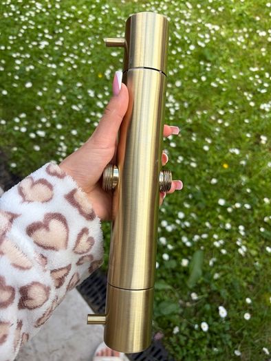 Brass gold rain shower