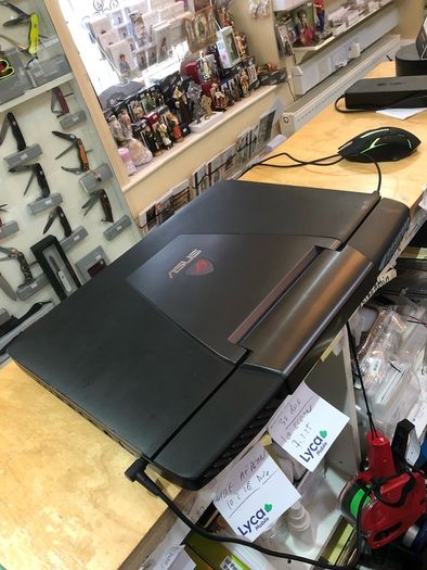 Asus Touch Screen ROG G751J Gaming Laptop 24 ram   17 lcd