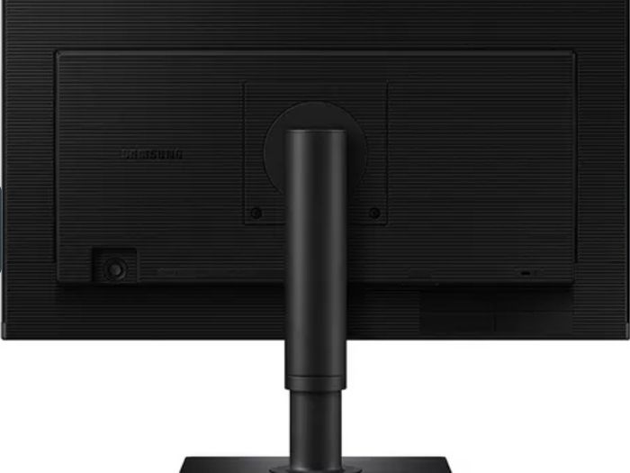 Samsung Essential Monitor