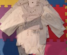 Newborn set of 6 unisex clothes!