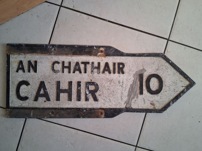Original Old Irish bilingual Road Sign Cahir Tipperary