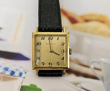 1940s Vintage Swiss Made Zenith Gold Plated Lady's Swiss Watch Mechanical Wind up