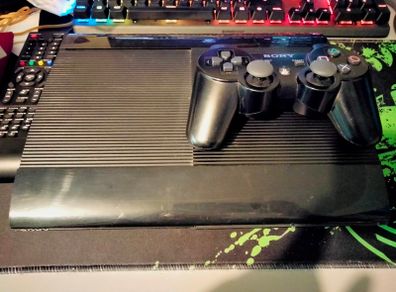 Playstation 3 + 4 Games
