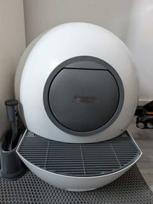 Automated cat litter box
