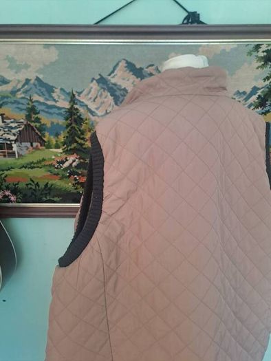 Quilted Isle gilet with knitted arm trim