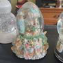 snow globes Image 3