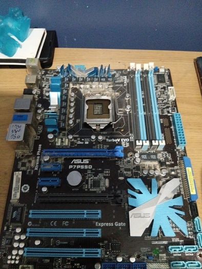 Motherboard P7P55D