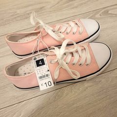 Girls Canvas Shoes
