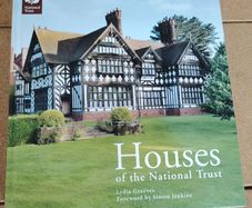 Houses of the National Trust Hardback (2013 Revised Edition) - Lydia Greeves