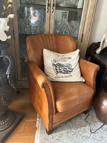 Petite leather Club Chair
