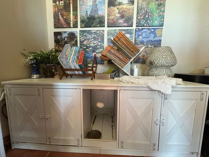 Rabbit / Cat Hutch