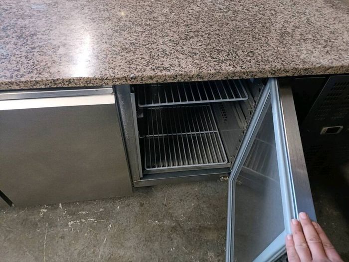Pizza fridge  & garland cooker