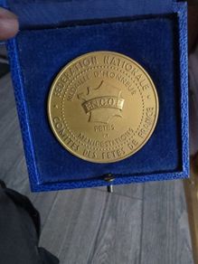Commerative Bronze Medal Coin award for French Revolution History in Paris - Mint Condition
